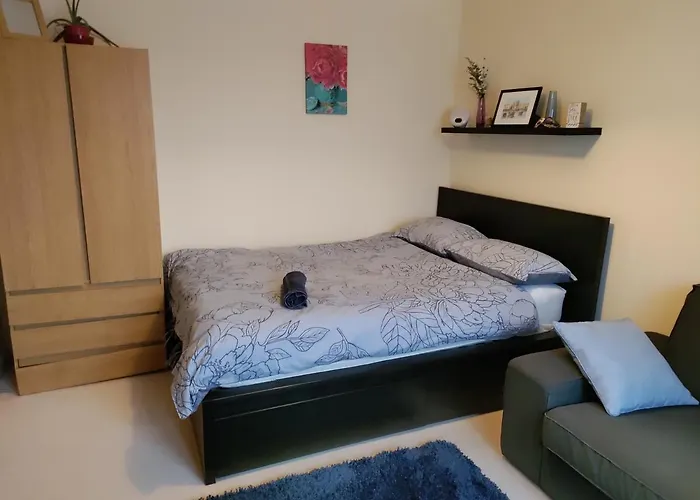 Double Room In A Top Floor Shared Apartment